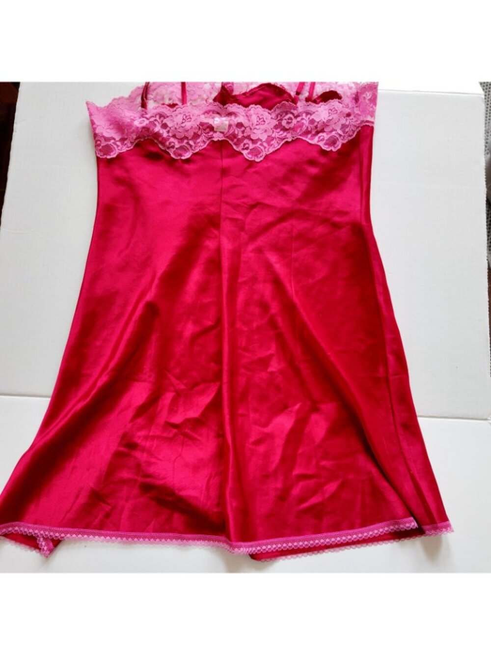 Victorias Secret red nightgown with pink bow size medium - Picture 5 of 6